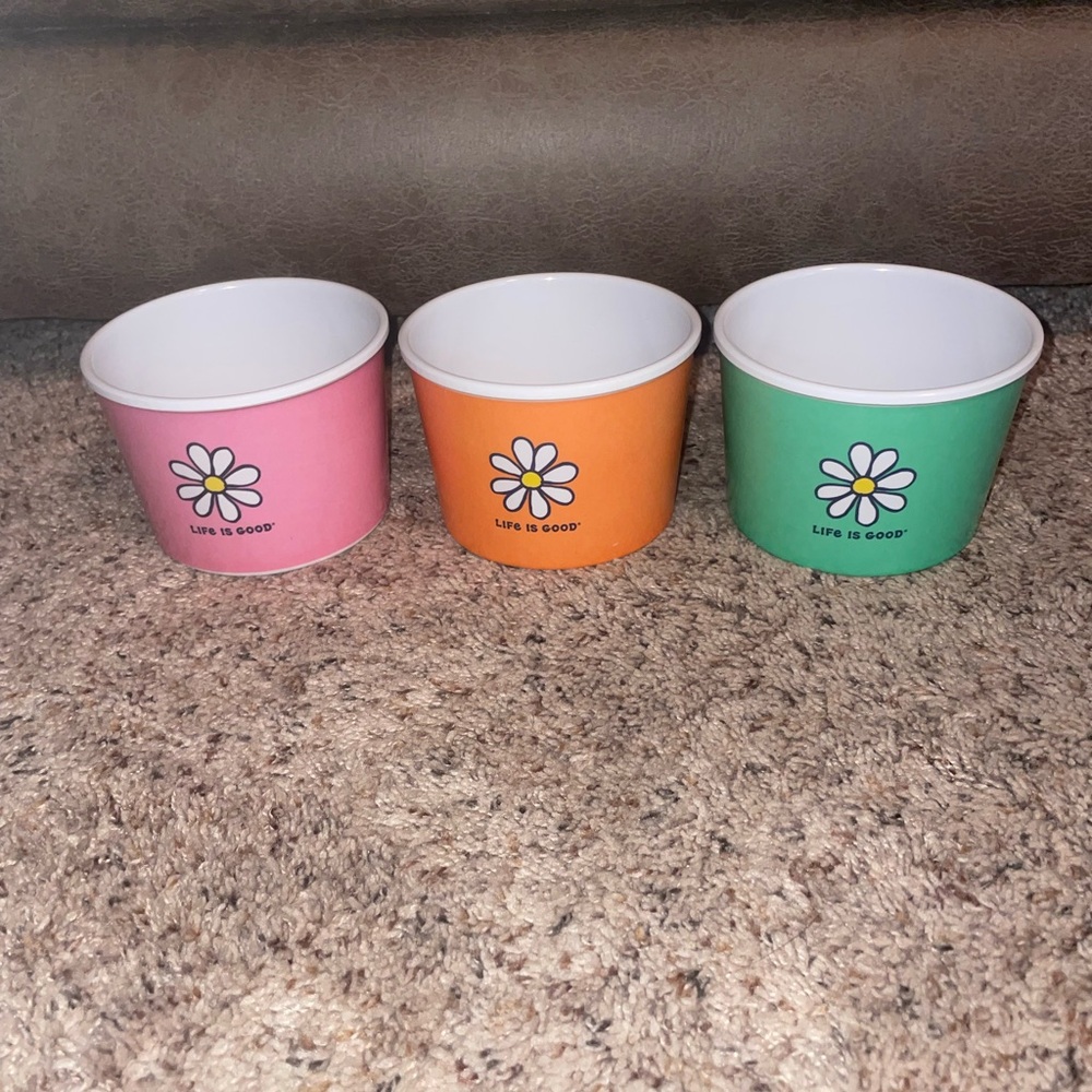 Life is Good Set of 3 4.25” Bowls